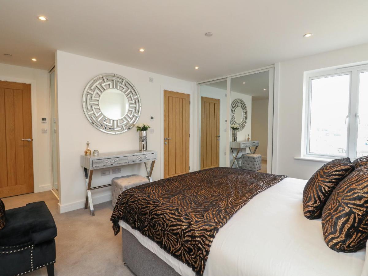 Harbourside Haven Apartment 1 เวย์มัธ ภายนอก รูปภาพ